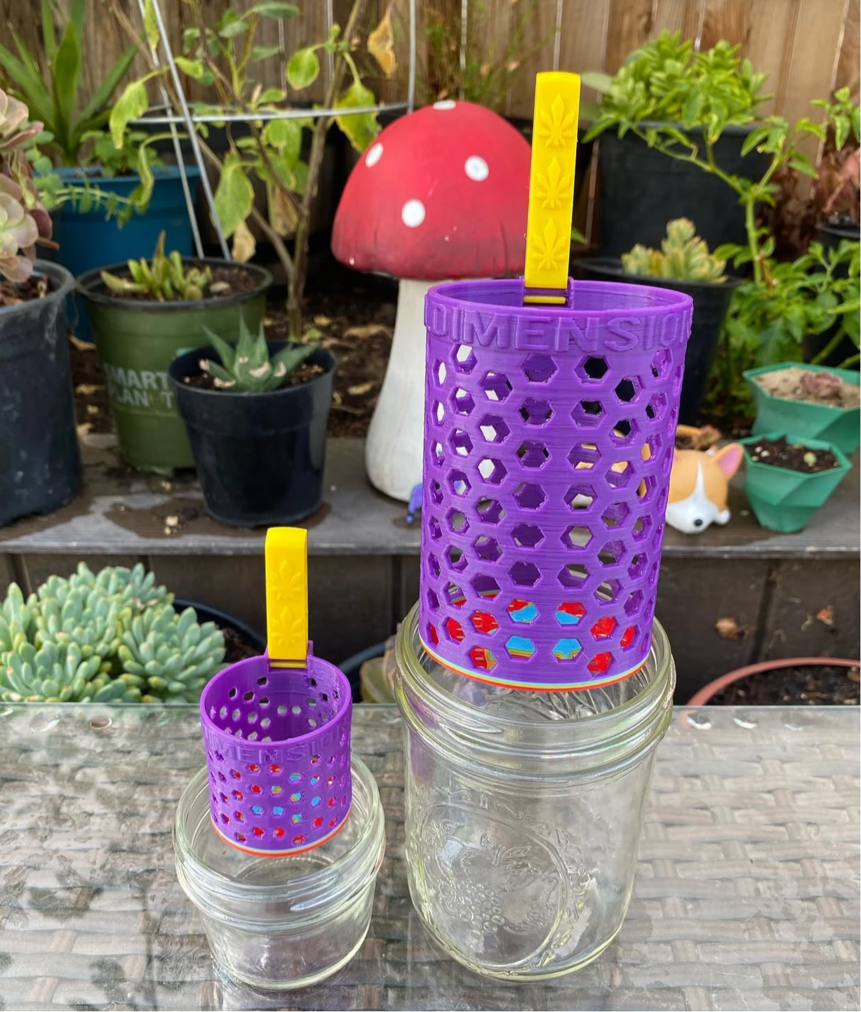 Large isoak mason jar for cleaning your glass and quartz
