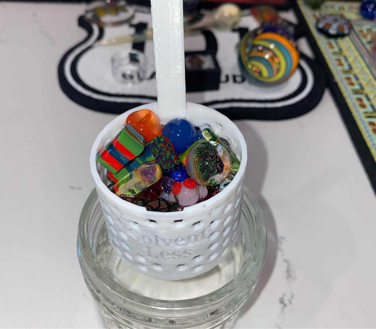 Mini isoak mason jar for cleaning your glass and quartz