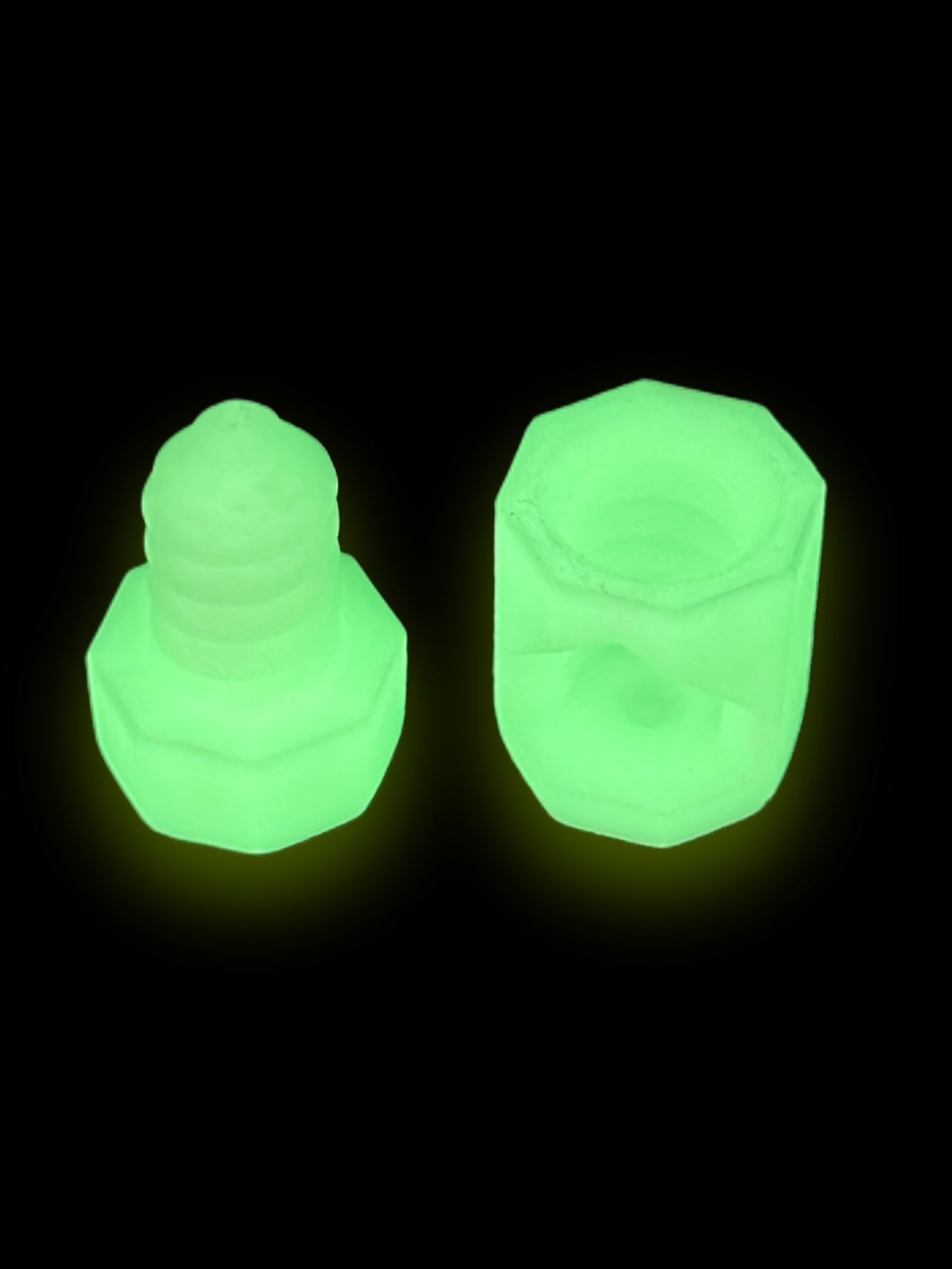 Canna Seed Cracker V2 GLOW IN THE DARK (germination assistant tool) pack of 2 (Copy)